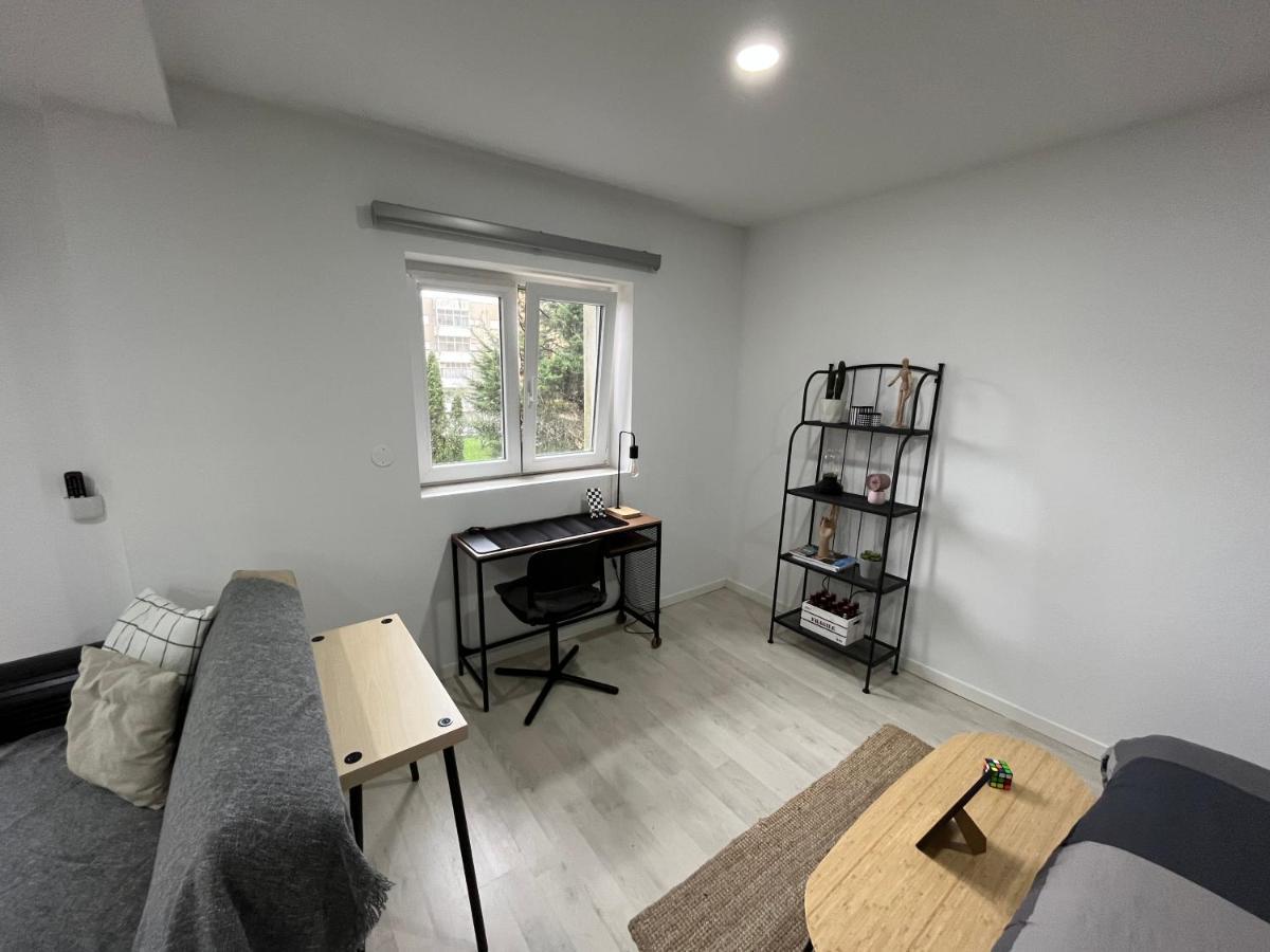 ブラガApartamento 3 Min Da Av Liberdade - Remodeladoアパートメント エクステリア 写真