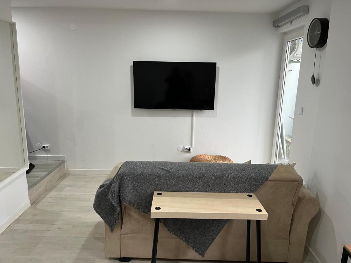 ブラガApartamento 3 Min Da Av Liberdade - Remodeladoアパートメント エクステリア 写真