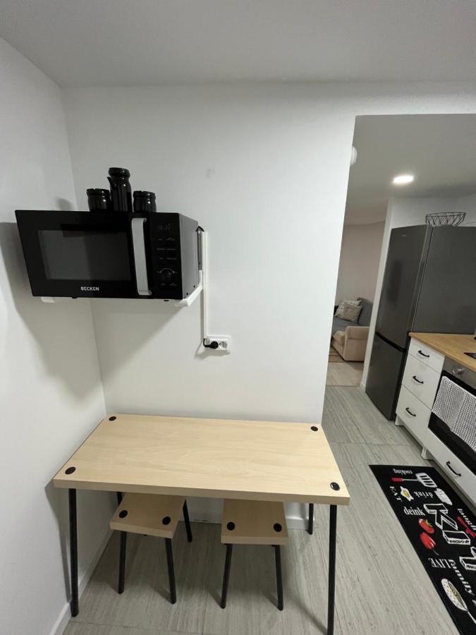 ブラガApartamento 3 Min Da Av Liberdade - Remodeladoアパートメント エクステリア 写真