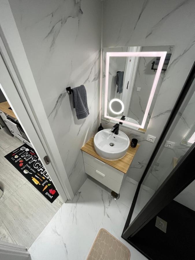 ブラガApartamento 3 Min Da Av Liberdade - Remodeladoアパートメント エクステリア 写真